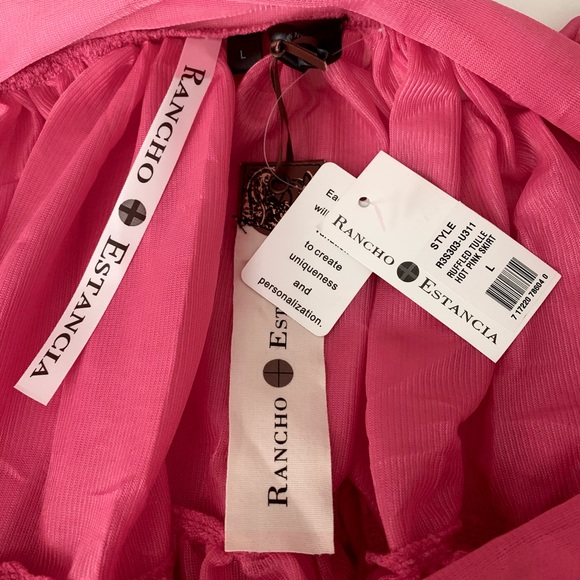 Rancho Estancia 2 pc set, tunic top and pink full western skirt Large L XL NWT - Picture 4 of 5